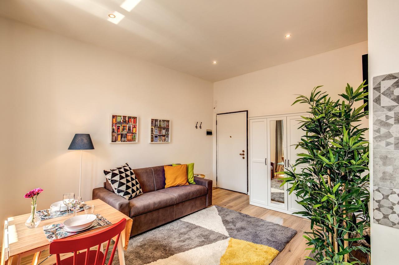 Loreto Charming Studio Милано Екстериор снимка