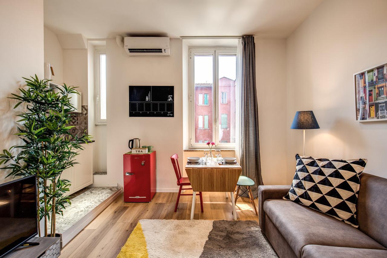 Loreto Charming Studio Милано Екстериор снимка